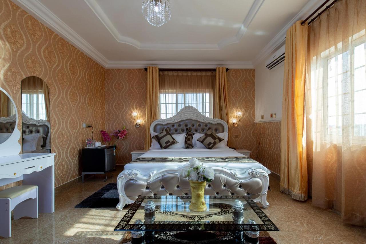 Ag Hotel And Suites Ogbodjo Eksteriør billede