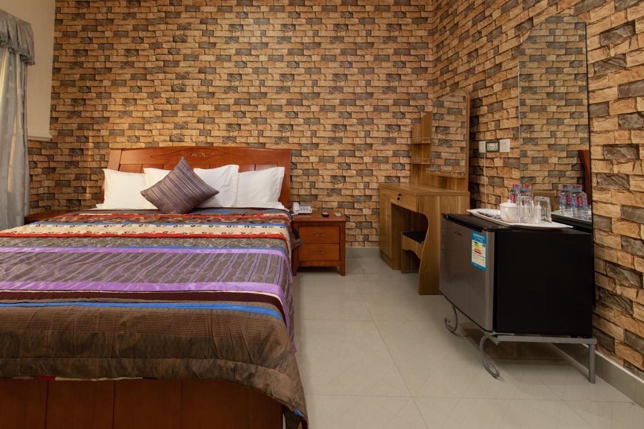 Ag Hotel And Suites Ogbodjo Eksteriør billede