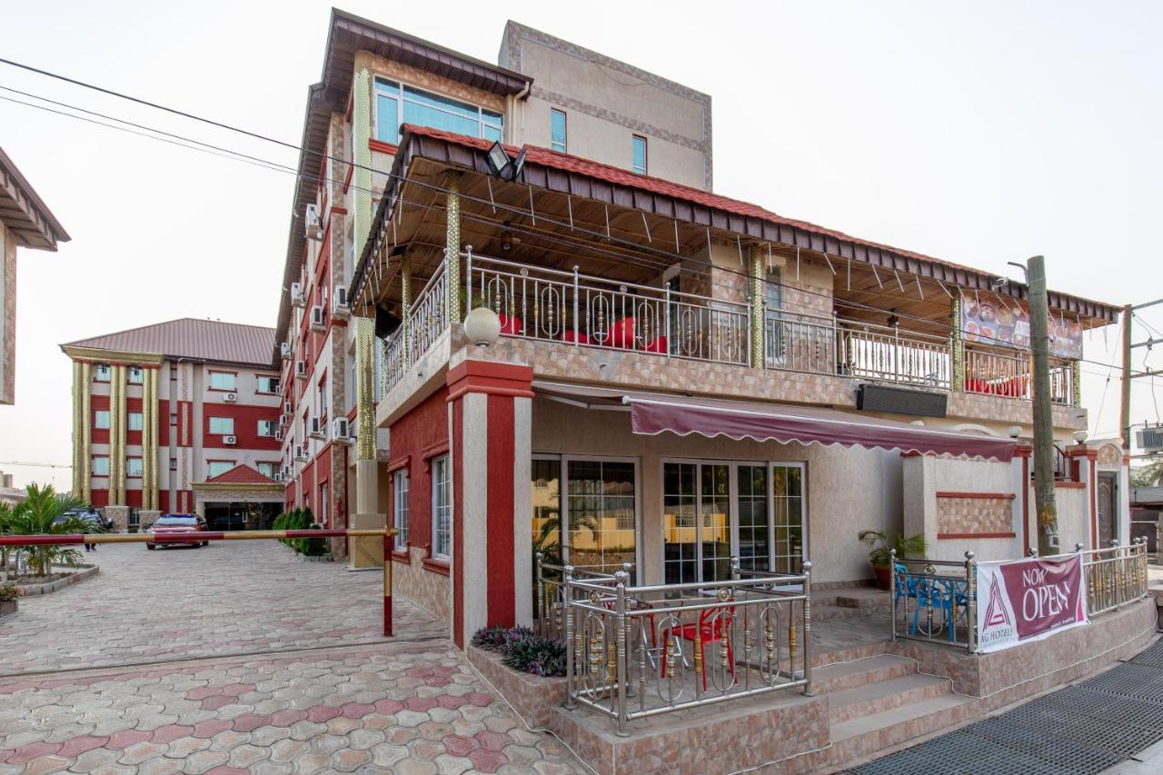 Ag Hotel And Suites Ogbodjo Eksteriør billede