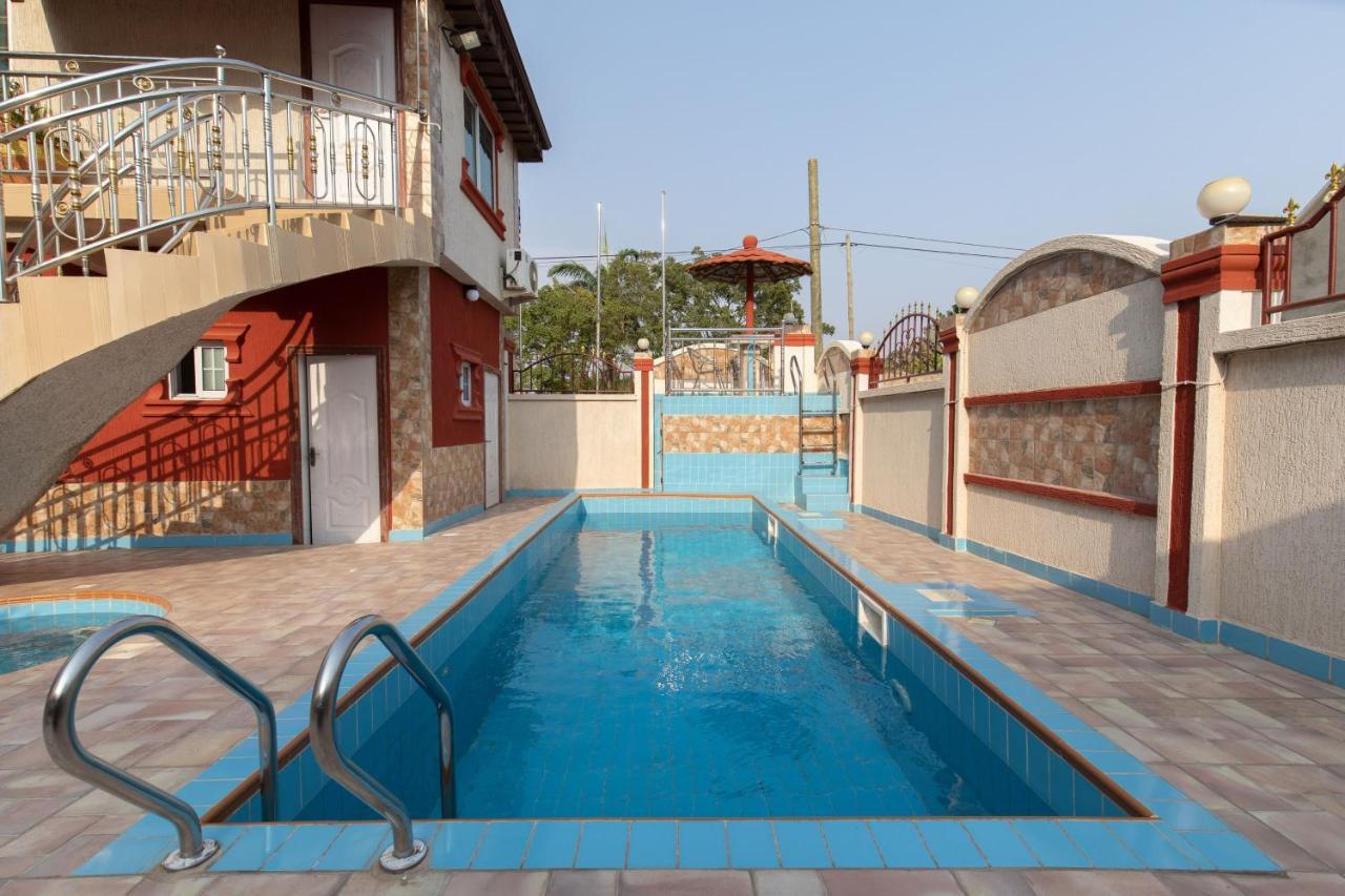 Ag Hotel And Suites Ogbodjo Eksteriør billede