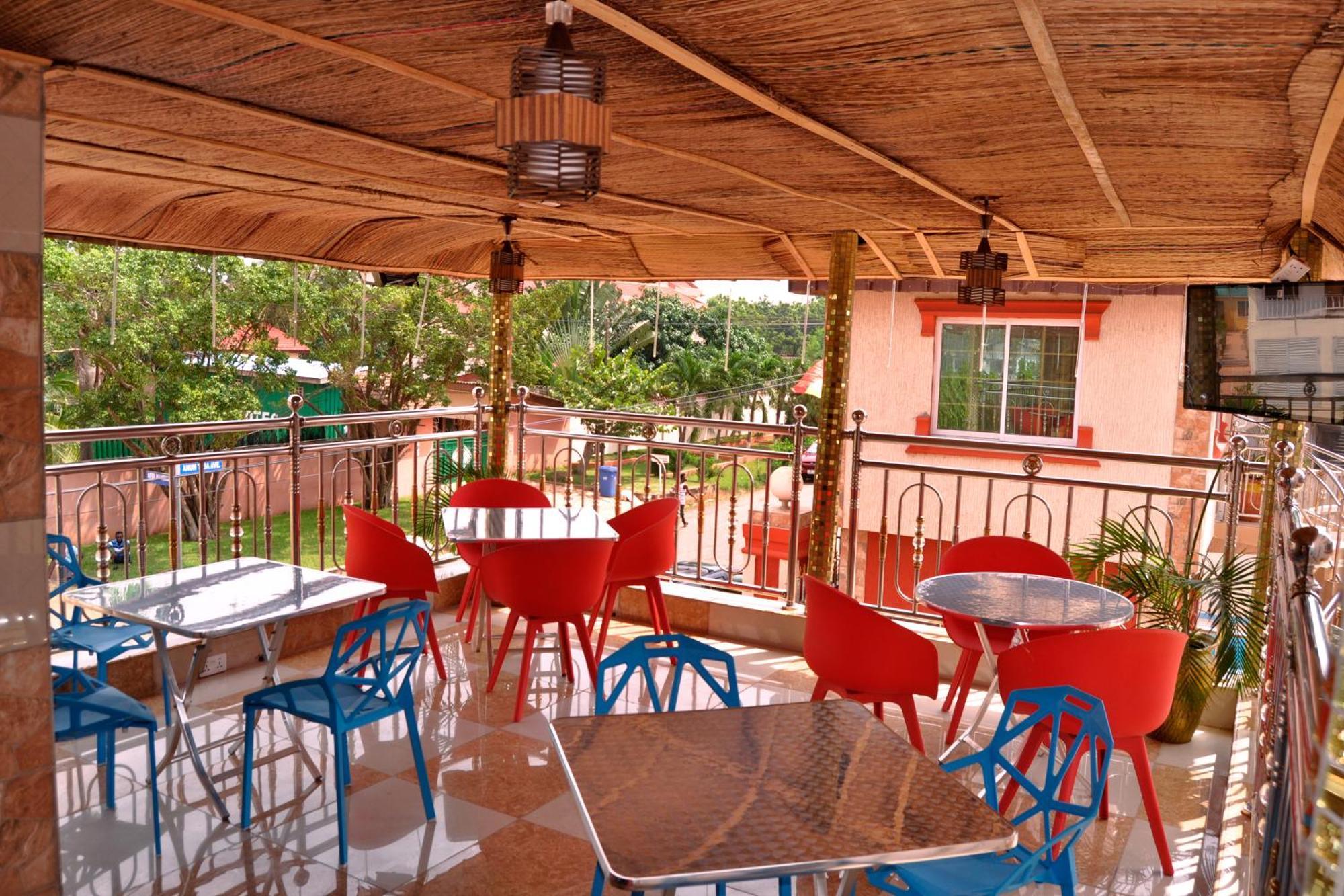 Ag Hotel And Suites Ogbodjo Eksteriør billede